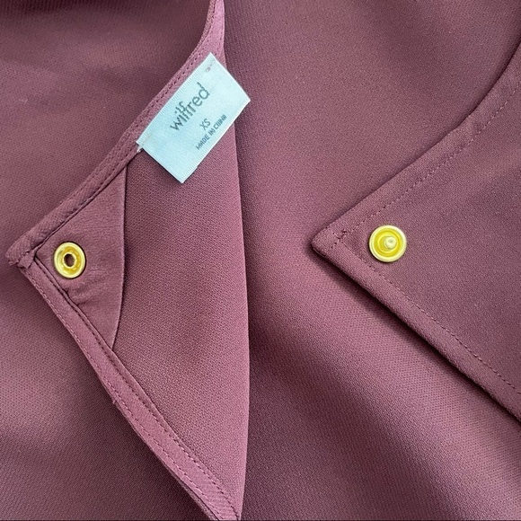 Aritzia Wilfred Laon Tie Back Blouse in Truffle - Picture 8 of 10